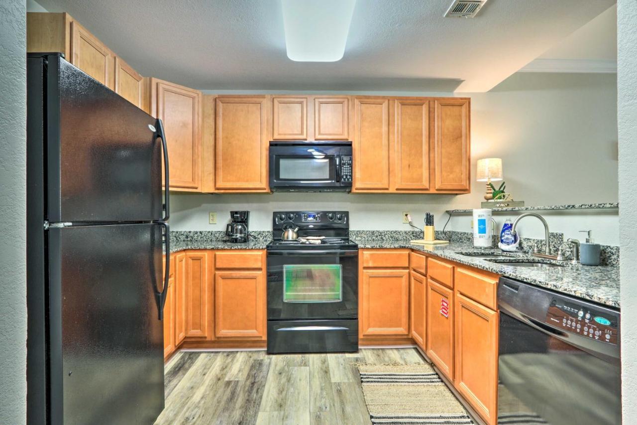 Downtown Pigeon Forge Condo With Pool Access! 外观 照片