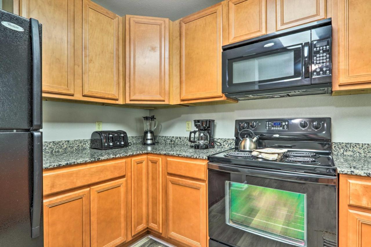 Downtown Pigeon Forge Condo With Pool Access! 外观 照片